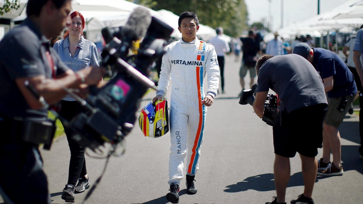 Tawa Rio Haryanto di Antara Pebalap-pebalap Dunia