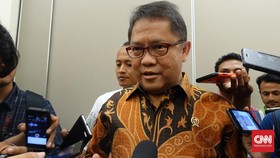 Polemik Taksi, Rudiantara Sebut Ia Hanya Penjaga Stadion