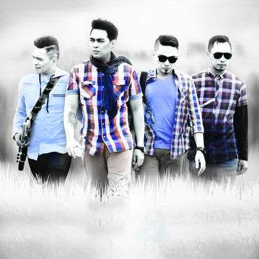 Lirik Lagu Setengah Hati - Ada Band