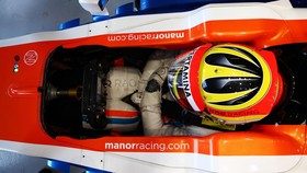 Mengintip Detail Mobil Rio Haryanto