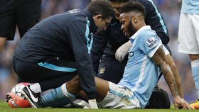 Sterling Terancam Absen Hingga Akhir Musim