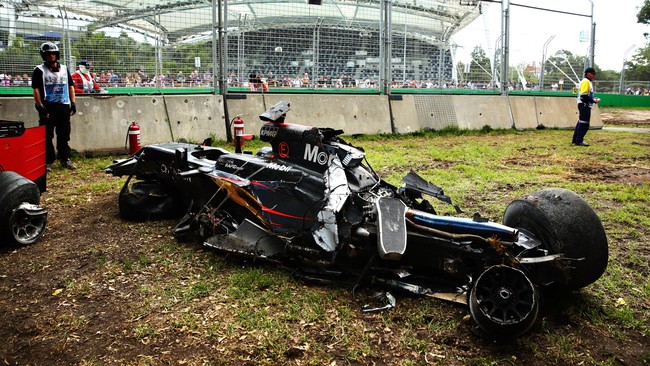 Ada yang menilai kecelakaan Fernando Alonso akan lebih parah baginya andai implementasi Halo telah diterapkan di mobil Formula One (F1).