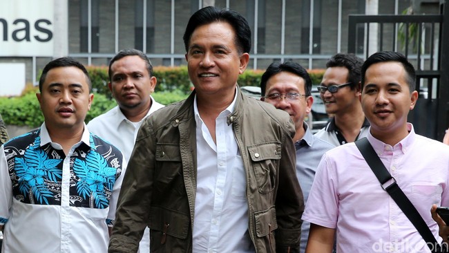 Bakal Calon Gubernur DKI Jakarta Yusril Ihza Mahendra berencana akan menemui Ketua Umum PDI Perjuangan Megawati Soekarnoputri.
