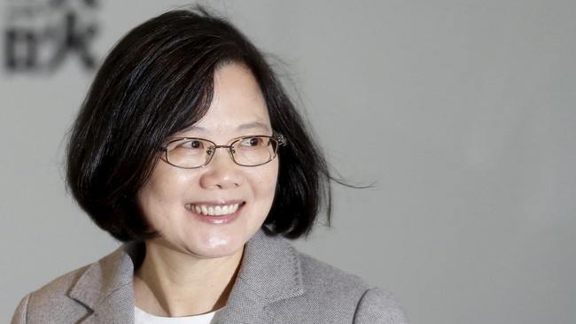 Presiden Taiwan, Tsai Ing-wen, mengucapkan selamat Imlek untuk China, langkah mengejutkan yang ternyata juga disambut baik oleh media pemerintah Beijing.