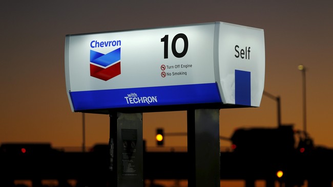 Serikat pekerja internasional dan Belanda melaporkan dugaan penghindaran pajak Chevron ke Organisasi Negara untuk Kerjasama Ekonomi dan Pembangunan (OECD).