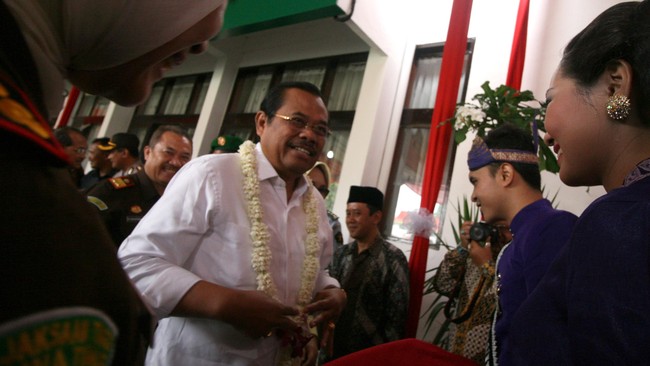 Menurut Jaksa Agung Muhammad Prasetyo para buron kasus korupsi berada di negara-negara pada kawasan Asia dan Asia Tenggara.