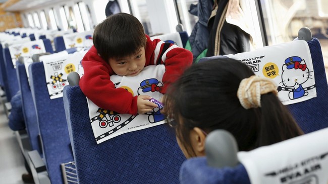Perjalanan Perdana Kereta Hello Kitty di Taiwan
