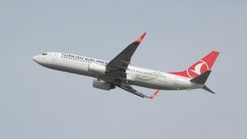 Serang Kru Pesawat, Penumpang Turkish Airlines Dikeroyok hingga Luka