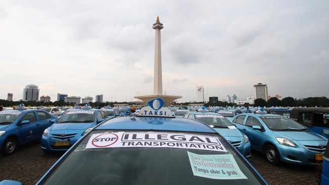 Kemenhub Bisa Blokir Aplikasi Taksi Online Dengan rekomendasi dari Kementerian Perhubungan, Kominfo bisa memblokir aplikasi taksi online jika ada aduan yang tidak ditanggapi dalam 2 x 24 jam.