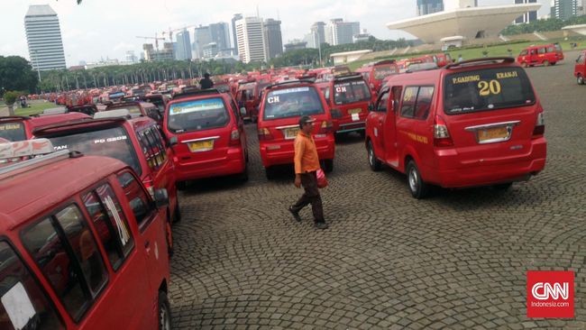 Kemenhub Bakal Pasang 'Black Box' di Semua Angkutan Umum