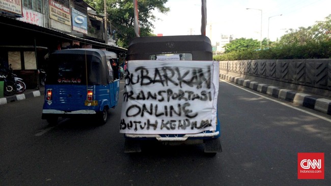 Pemerintah melalui Kementerian Perhubungan akan tetap memberlakukan aturan PP 32/2016 pada 1 April 2017 tanpa kecuali.