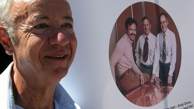 Andrew Grove, salah satu pendiri Intel merupakan sosok imigran yang memberikan sumbangsih besar bagi Amerika Serikat, khususnya di bidang teknologi.