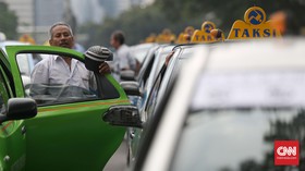 Polemik Transportasi Daring, Jokowi Didorong Keluarkan Perppu