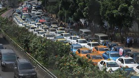 Polisi Imbau Pekerja Tunda Kepulangan untuk Hindari Macet