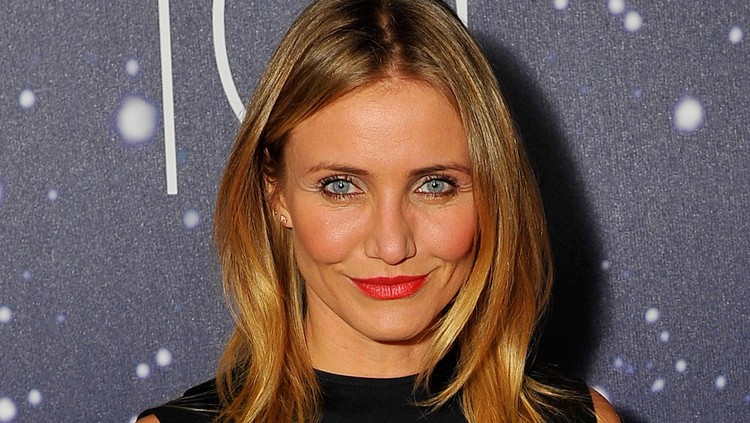 Cameron Diaz MOUNTAIN VIEW, CA - NOVEMBER 09: Actress Cameron Diaz attends the Breakthrough Prize Awards Ceremony Hosted By Seth MacFarlane at NASA Ames Research Center on November 9, 2014 in Mountain View, California. (Photo by Steve Jennings/Getty Images for Breakthrough Prize)