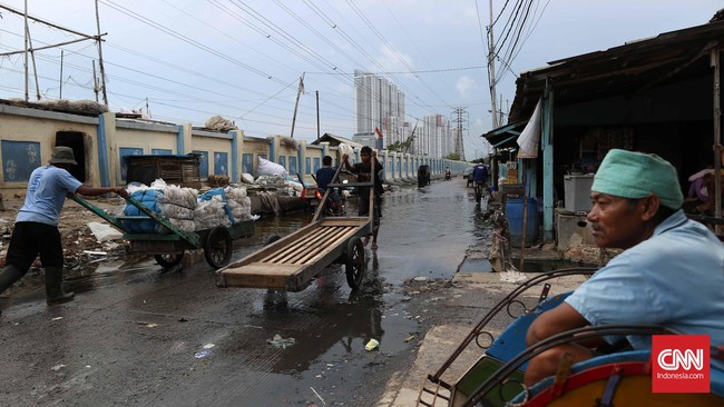 Pakar Meteorologi BRIN, Eddy Hermawan, menyatakan penurunan tanah di DKI Jakarta per tahun tidak sebesar di Pekalongan, Jawa Tengah.