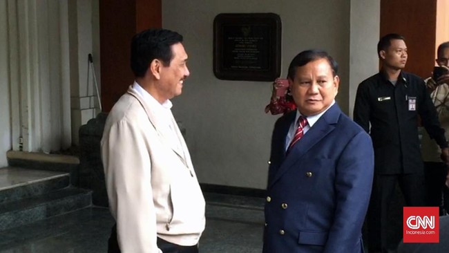 Menko Kemaritiman dan Investasi Luhut Panjaitan bercerita beberapa hari lalu dijenguk Menteri Pertahanan yang juga calon presiden Prabowo Subianto.
