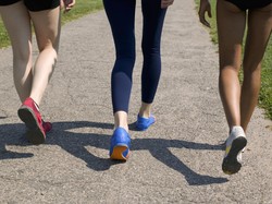 Disebut Bisa Usir Lemak di Perut, Bagaimana Jalan Kaki Pakai Metode 6-6-6?