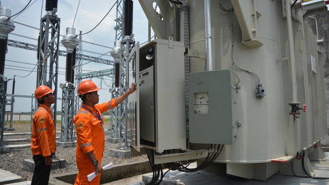 PLN seharusnya melakukan perencanaan dan menyusun persyaratan dengan matang, sehingga tender pembangkit listrik tidak perlu sampai diulang dari awal.