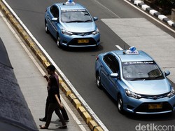 Taksi Online dan Konvensional Boleh Angkut Penumpang di Zona Merah, Ini Teknisnya