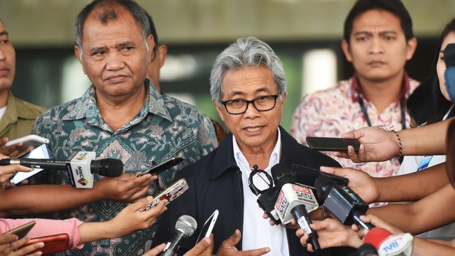SKK Migas menyatakan Chevron Pasific Indonesia menempatkan investasi pada masa transisi Blok Rokan untuk memastikan produksi blok migas itu tidak anjlok.