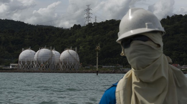 Pemerintah akan memperluas harga gas maksimal US$6 per MMBTU untuk seluruh industri, dari sebelumnya hanya tujuh sektor industri.