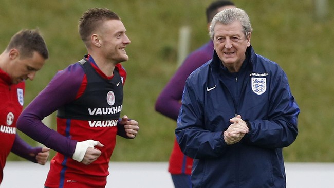 Roy Hodgson mengaku dirinya tak memendam simpati atas kekalahan dramatis yang diderita Wales ketika menghadapi Inggris.