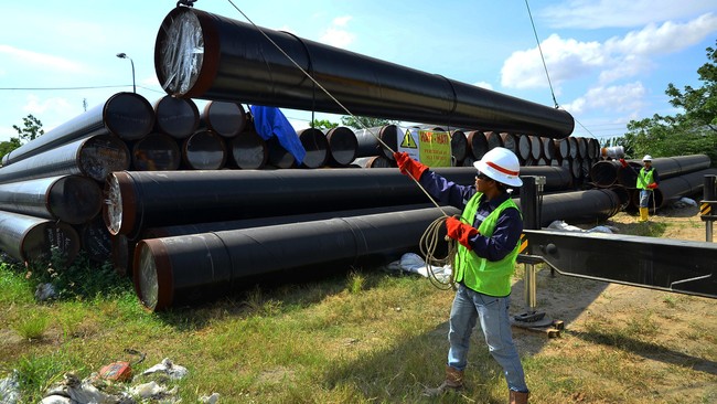 Sepanjang 2016, Pertagas mengalokasikan belanja modal US$325 juta, di mana sebesar US$305 juta diantaranya disiapkan untuk membangun pipa gas.