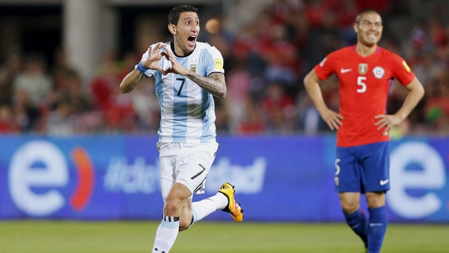 Argentina meraih kemenangan tipis 2-1 atas Chile pada lanjutan kualifikasi Piala Dunia 2018 di Stadion Julio Martinez Pradanos, Santiago, Kamis (24/3).