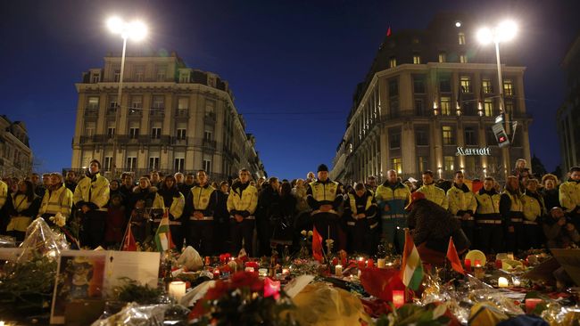 Brussels masih berduka, namun Art Brussels 2016 tetap digelar dengan kepercayaan penuh pada keamanan yang ditingkatkan tiga kali lipat usai ledakan.
