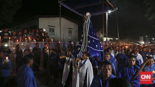 Setelah ditetapkan sebagai agenda wisata rohani, Pemerintah Provinsi NTT selama beberapa tahun terakhir memberikan bantuan kepada warga