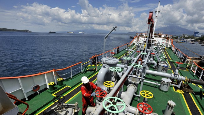 Saat meningkatnya ketegangan kawasan Timteng, Pertamina menyiapkan skema distribusi alternatif untuk memastikan ketahanan energi nasional tetap terjaga.