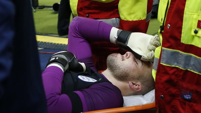Kiper Three Lions jadi tumbal kemenangan timnya, sedangkan penjaga gawang tim Oranye, Jasper Cillessen, mengalami cedera saat latihan.