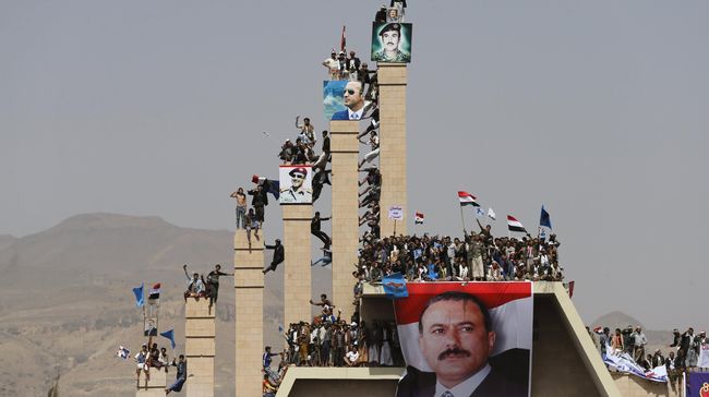 Kronologi Tewasnya Mantan Presiden Yaman Pemimpin partai dan orang kuat mantan Presiden Yaman Ali Abdullah Saleh memastikan Saleh telah tewas ditembak pemberontak Houthi.