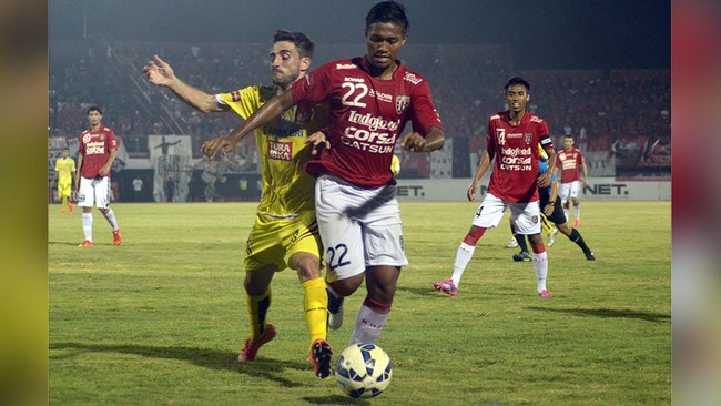 Bali United sangat antusias menghadapi Persib di babak semifinal Piala Bhayangkara dan tak gentar meski harus bermain di Bandung.