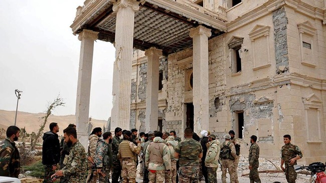 Keuntungan yang diperoleh ISIS dari perdagangan haram barang antik dan harta arkeologi diperkirakan mencapai US$150-200 juta (Rp1,9-2,6 triliun) per tahun.