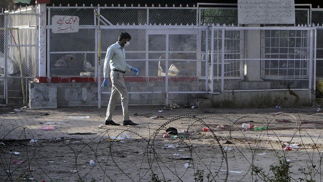 Jamaatul Ahrar sempat pecah dengan Taliban pada 2014 sebelum kembali bergabung dan gencar melancarkan serangan bom bunuh diri di Pakistan.