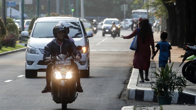 Jika 3 in 1 dihapus, semua kendaraan pribadi berapapun jumlahnya bisa masuk ke jalur protokol pada jam-jam sibuk.