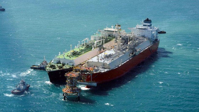 PGN menggenjot penyaluran gas bumi non pipa, Compressed Natural Gas (CNG) dan Liquefied Natural Gas (LNG) untuk sektor hotel, restoran, dan kafe di Bali.