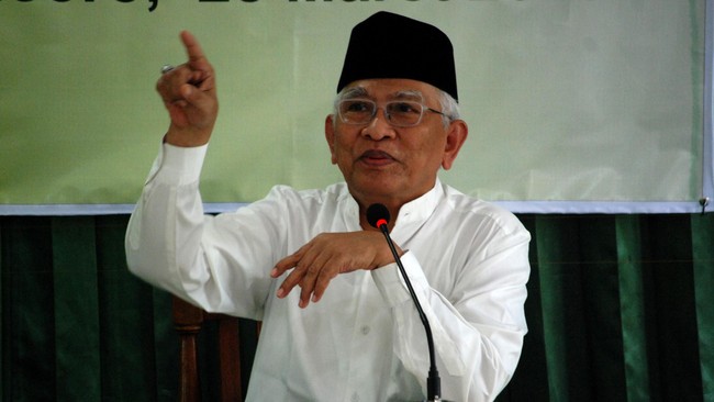 Gus Mus menegaskan tak semua orang di MUI itu ulama, tapi banyak dari mereka yang mengaku sebagai ulama.