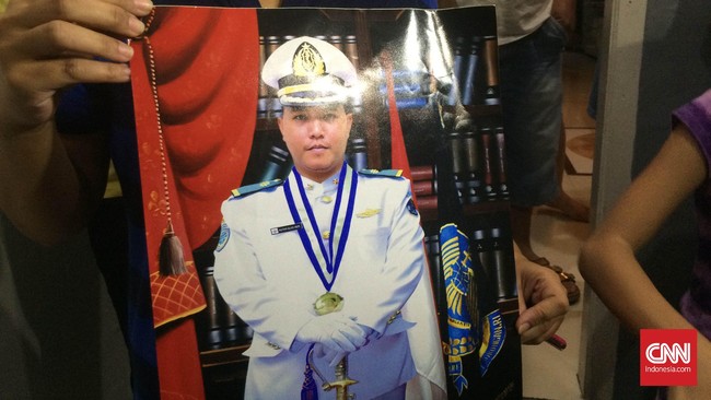 TNI berkoordinasi dengan pimpinan militer Filipina, Jenderal Hernando Iriberri, dalam upaya penyelamatan ABK Brahma 12 dan Anand 12 yang disandera Abu Sayyaf.