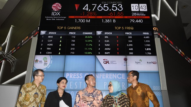 Sejak akhir April sampai saat ini, jumlah investor baru yang melantai di bursa hanya 8 ribu pemodal. Sementara targetnya di akhir tahun tembus 600 ribu investor
