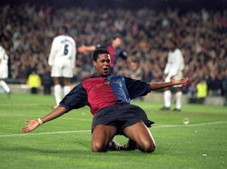 Profil Patrick Kluivert, Calon Pelatih Baru Timnas Indonesia