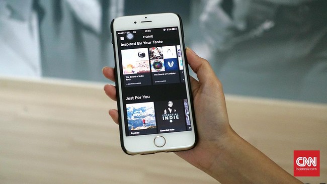 Kerja sama dengan Musixmatch, Sportify tengah menguji coba fitur lirik lebih dari 50 bahasa di sejumlah negara termasuk di Indonesia.