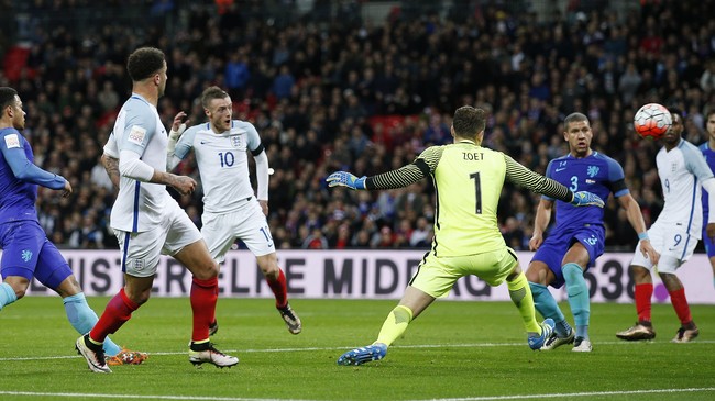 Jamie Vardy mencetak gol kedua bagi timnas Inggris sepanjang karier nasionalnya. Gol itu bisa memberinya satu tempat untuk Piala Eropa 2016.