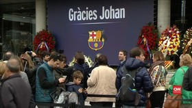 Para Legenda Beri Penghormatan untuk Johan Cruyff