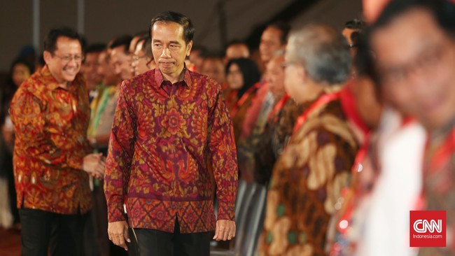 Undang-undang yang dihasilkan menurut Jokowi tak perlu terlalu banyak yang penting berkualitas. Aturan yang terlalu banyak dinilai bisa menghambat investasi.