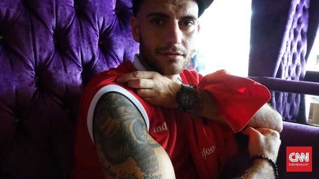 Kiko Insa merasa cintanya di Arema bertepuk sebelah tangan, padahal ia sudah kadung jatuh hati dengan klub asal Malang tersebut.