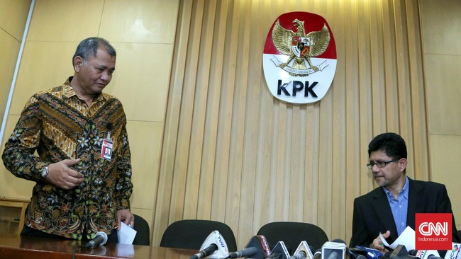Ketua KPK Agus Rahardjo membenarkan bahwa telah terjadi penangkapan terhadap Panitera PN Jakpus. Namun, ia enggan menjelaskan siapa yang ditangkap.