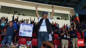 Ridwan Kamil, <i>Iket Sunda</i> dan Persib